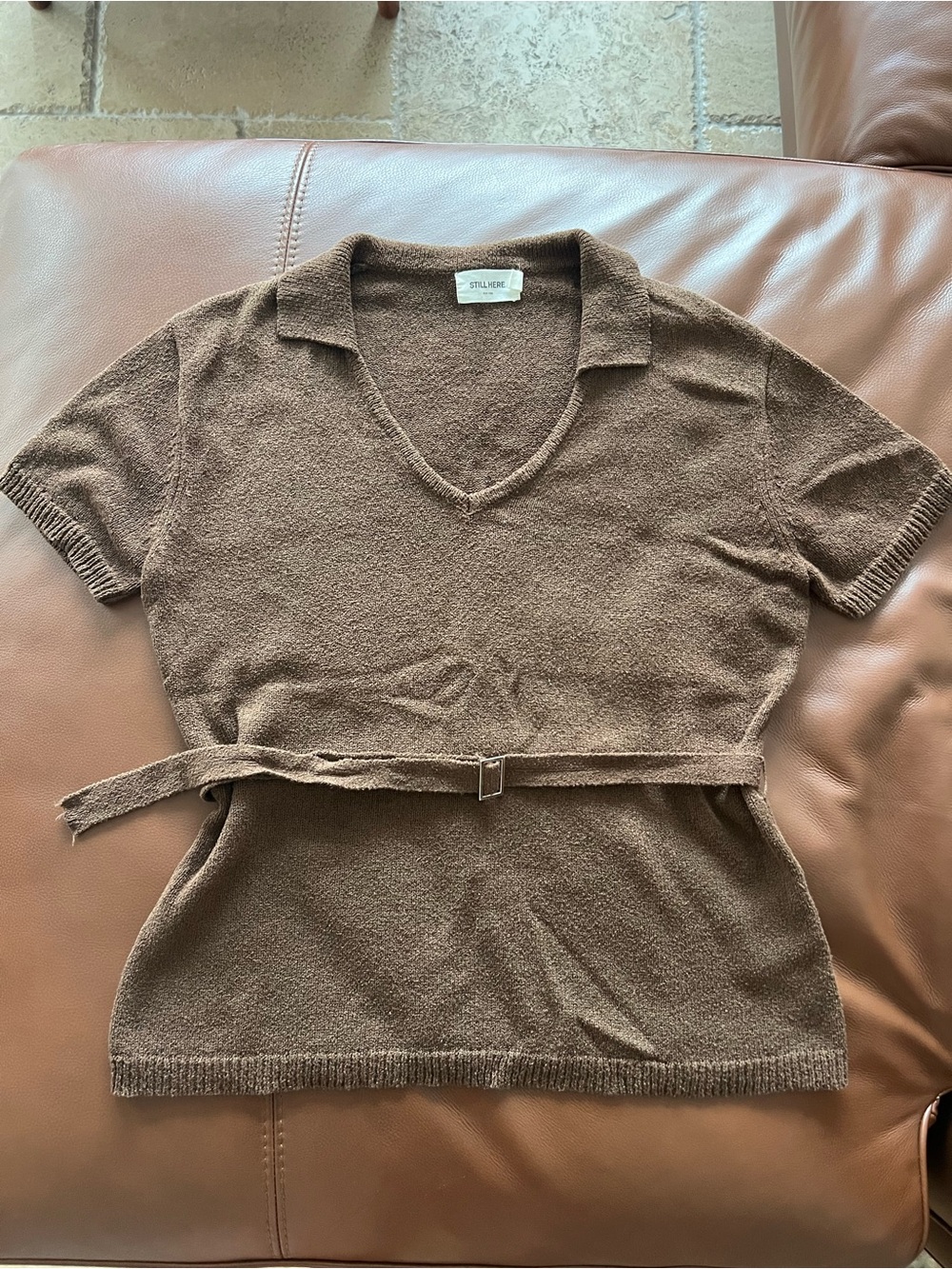 Brown Short Sleeve V-Neck Sweater with Belt